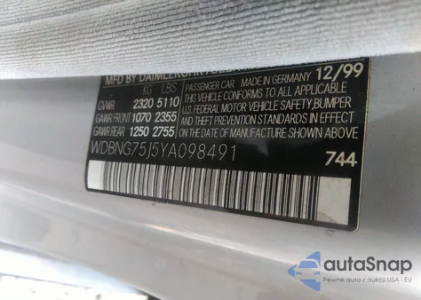 2000 Mercedes-Benz S 500 from USA, damaged, VIN WDBNG75J5YA098491